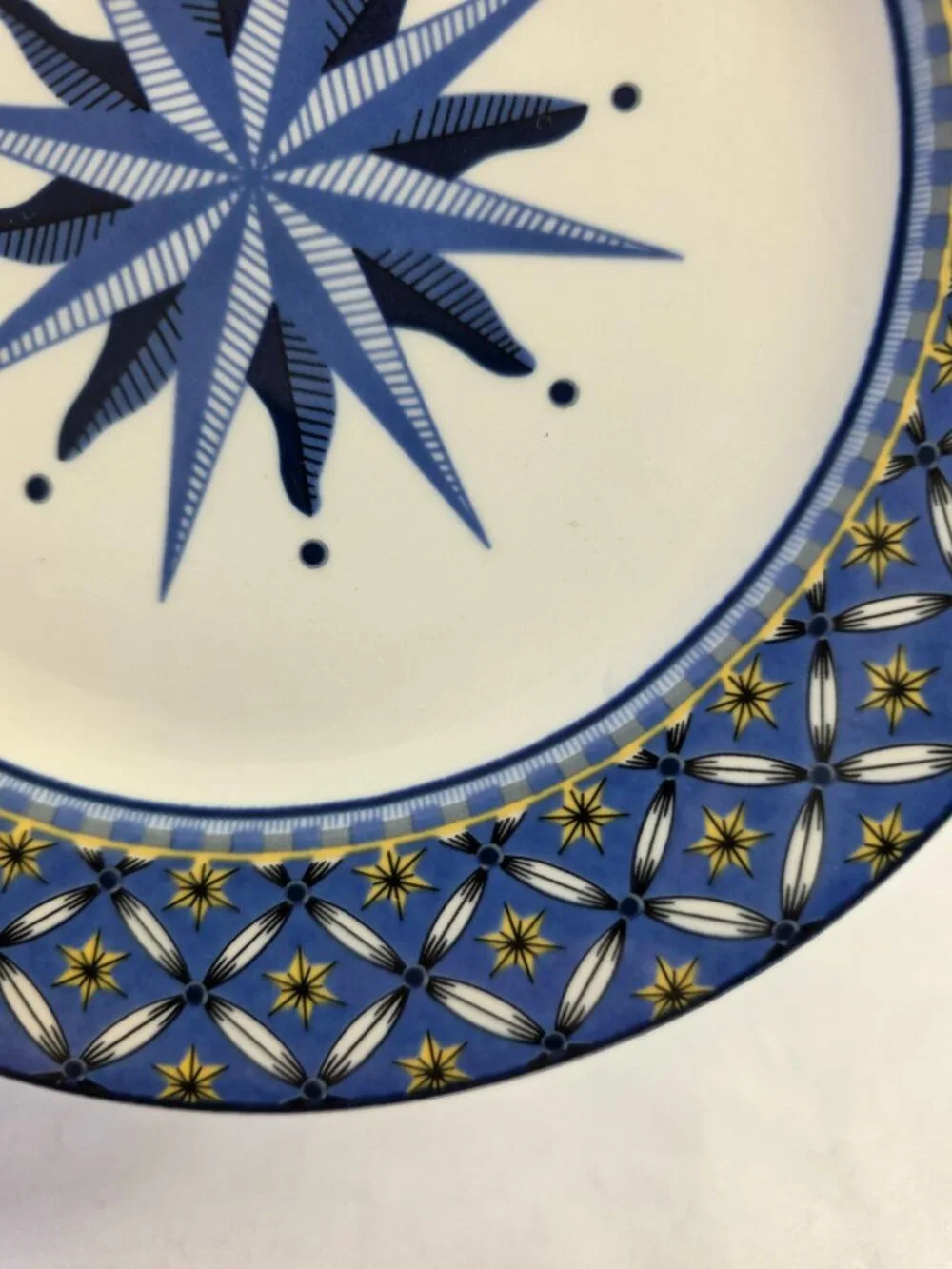 Victoria Beale Williamsburg Salad Plate Blue Yellow and Black Starburst Pattern